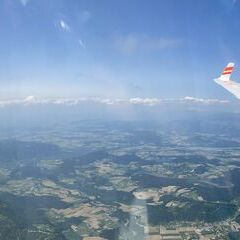 Flugwegposition um 11:48:45: Aufgenommen in der Nähe von Gemeinde Eisenkappel-Vellach, Österreich in 2447 Meter